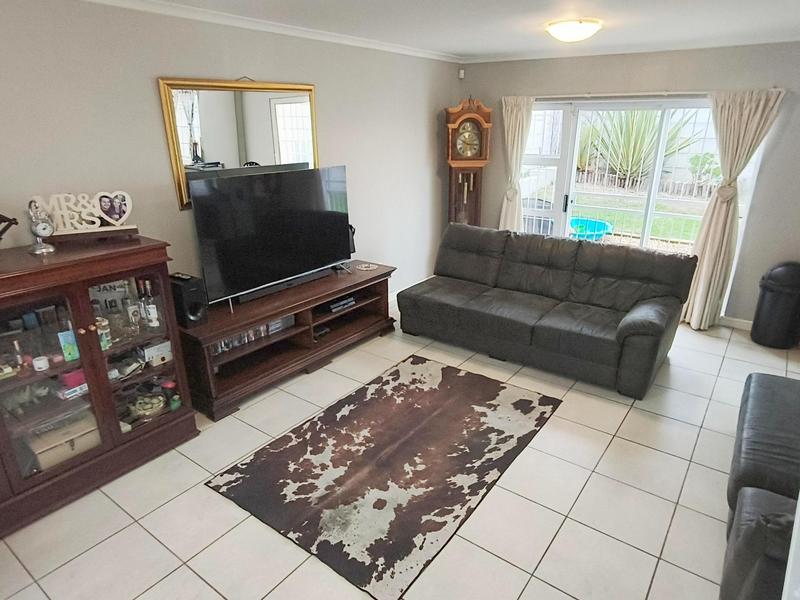 3 Bedroom Property for Sale in Normandie Western Cape